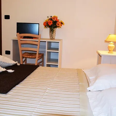Salenterra Bed & Breakfast *
