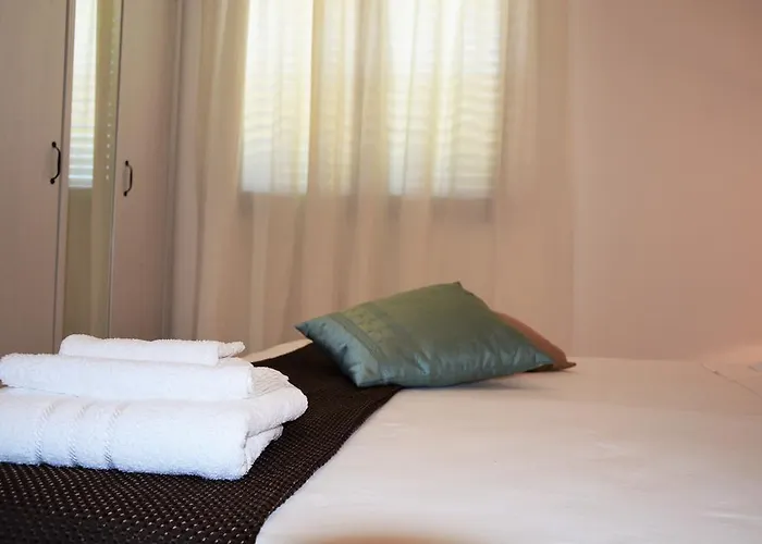 Salenterra לינה וארוחת בוקר אליסטה